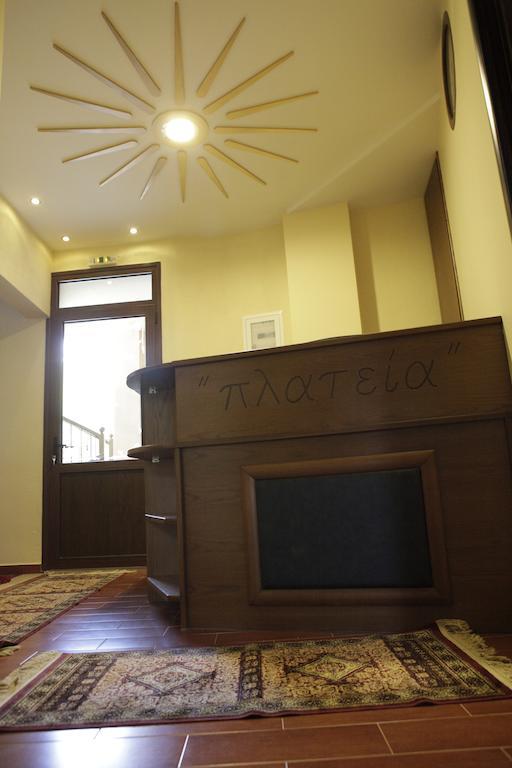 Xenonas Platia Apartment Loutraki  Ngoại thất bức ảnh